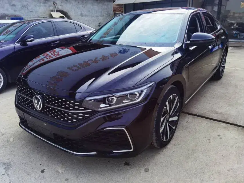 2022 Volkswagen Passat 2.0T 186HP L4 7DCT