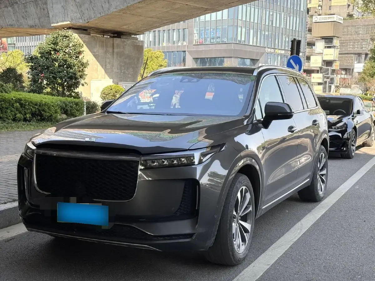 2020 Li ONE Range Extended 131HP REEV 40.5KWH