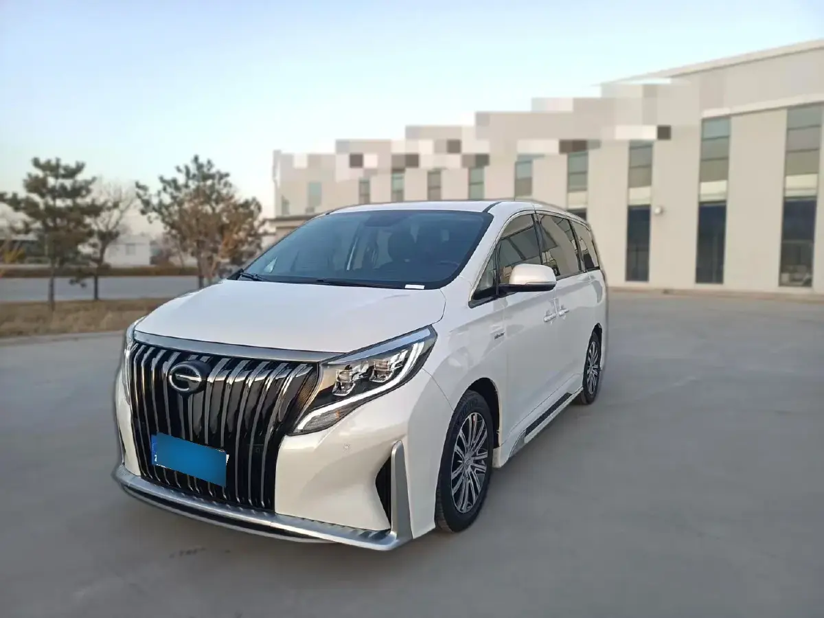 2021 GAC Trumpchi M8 2.0T 252HP L4 8AT