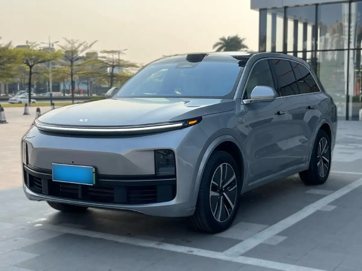 2024 Li L8 Range Extended 154HP REEV 42.8KWH