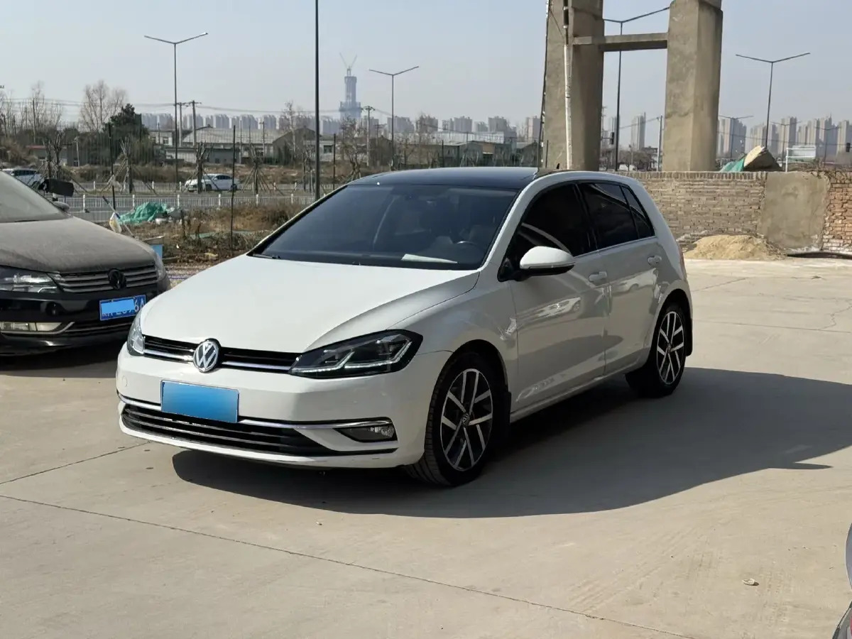2020 Volkswagen Golf 1.4T 150HP L4 7DCT