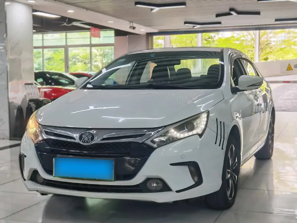2015 BYD Qin 1.5T 154HP L4 6DCT PHEV 13KWH