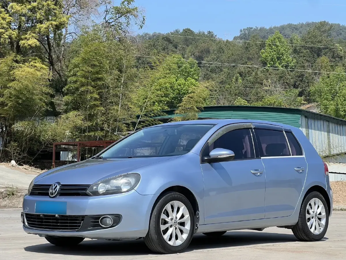 2012 Volkswagen Golf 1.4T 131HP L4 5MT