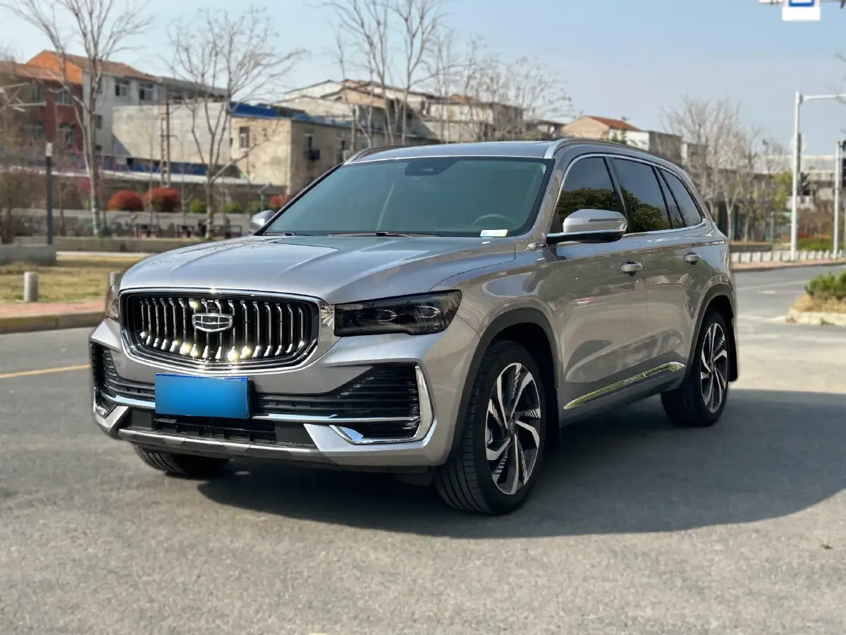 2023 Geely Monjaro 2.0T 238HP L4 8AT