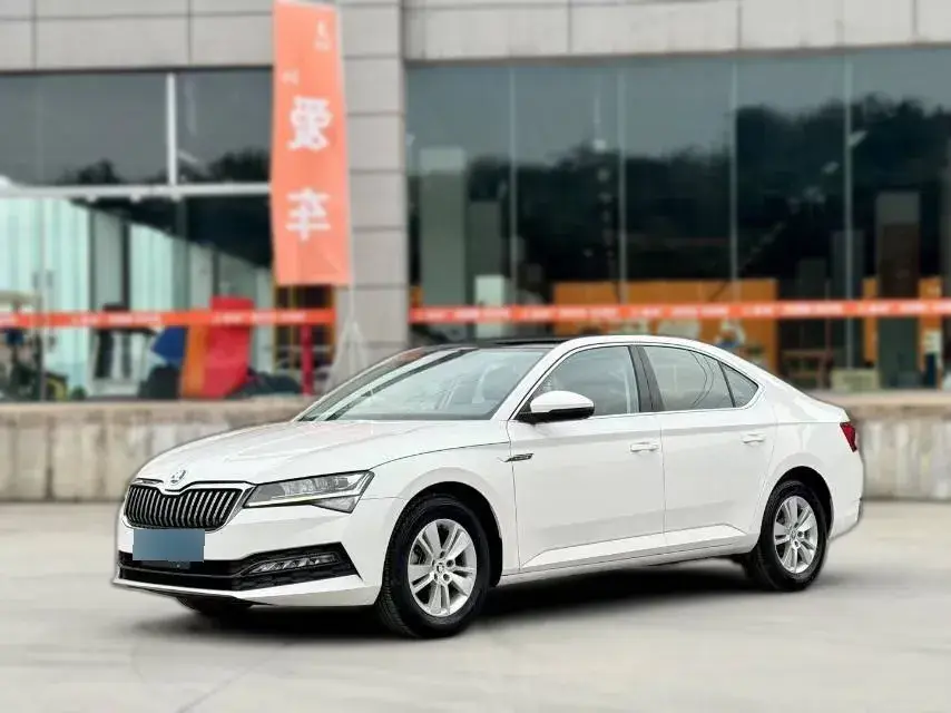 2019 Skoda Superb 1.4T 150HP L4 7DCT