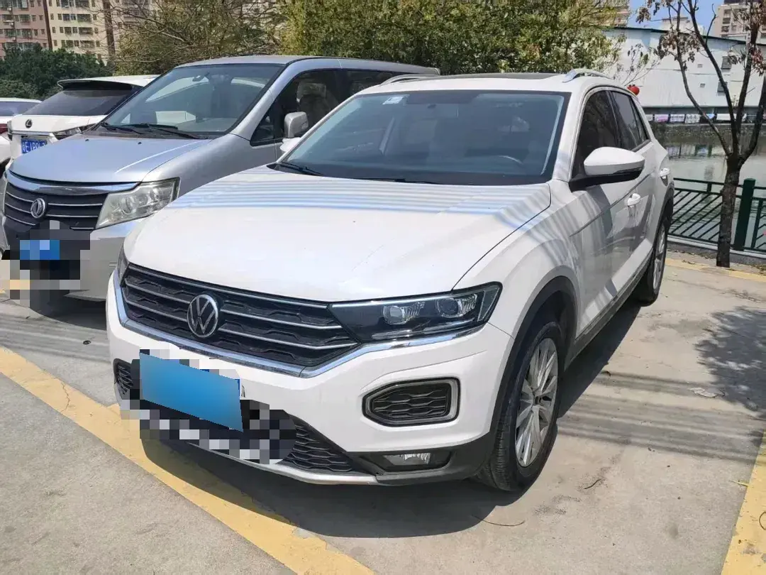 2021 Volkswagen T-Roc 1.4T 150HP L4 7DCT