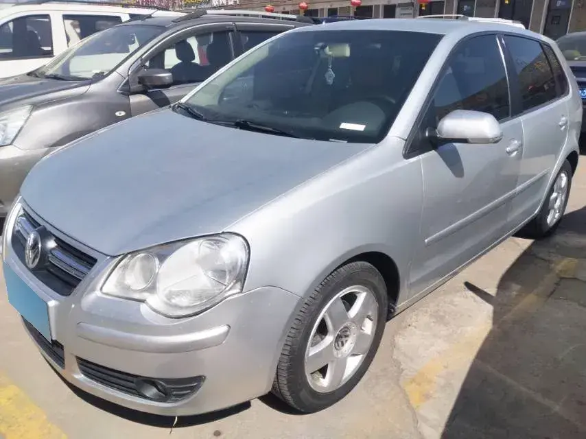 2009 Volkswagen Polo 1.6L 105HP L4 5MT