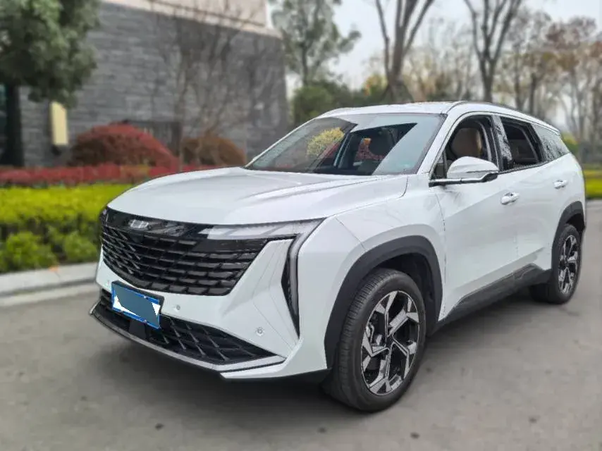 2023 Geely StarRay 1.5T 181HP L4 7DCT