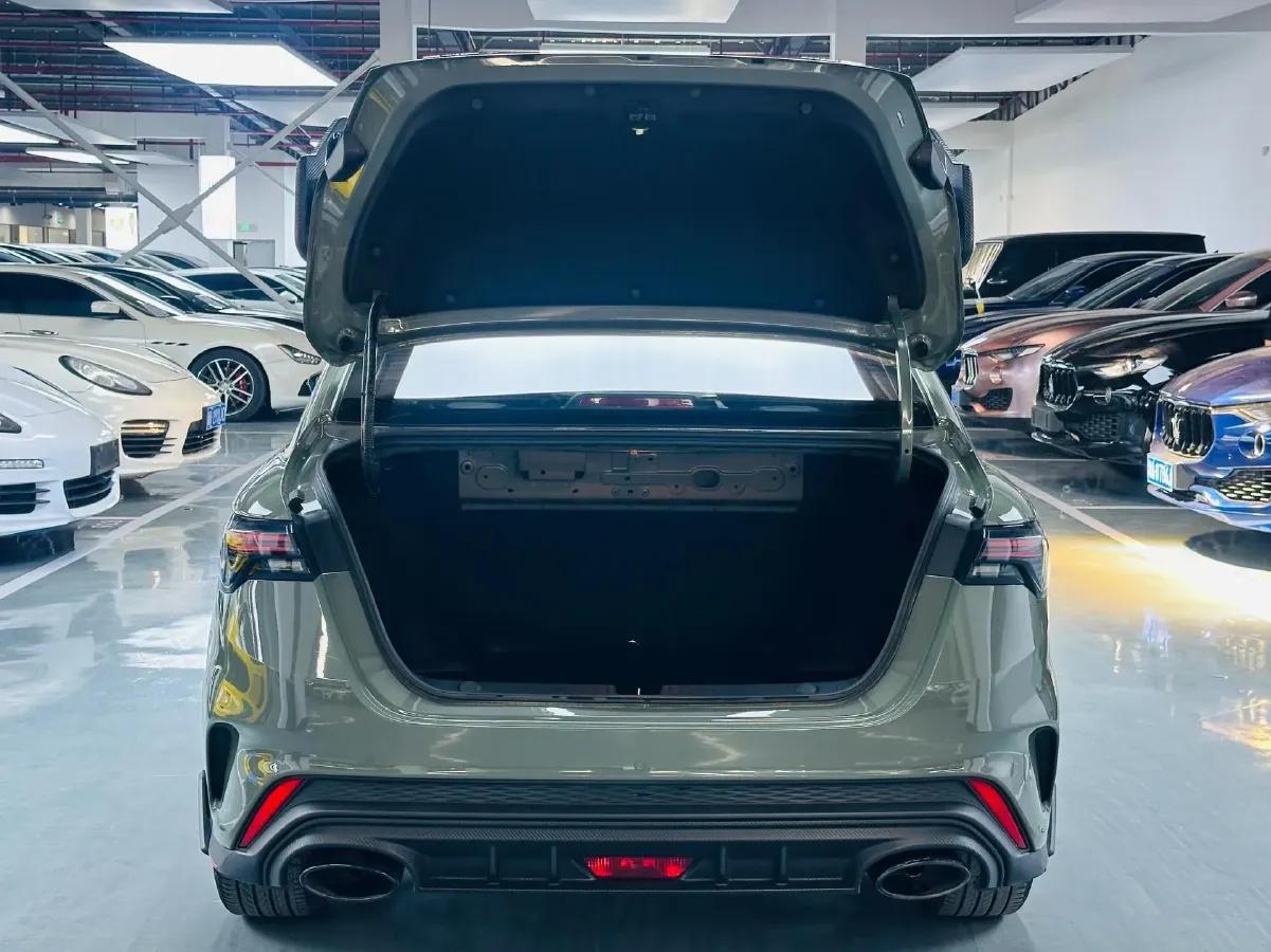 2022 Geely Binray 1.5T 181HP L4 7DCT,autocango,china used car exporter,china ev exporter,chinese used car exporter,chinese used ev exporter