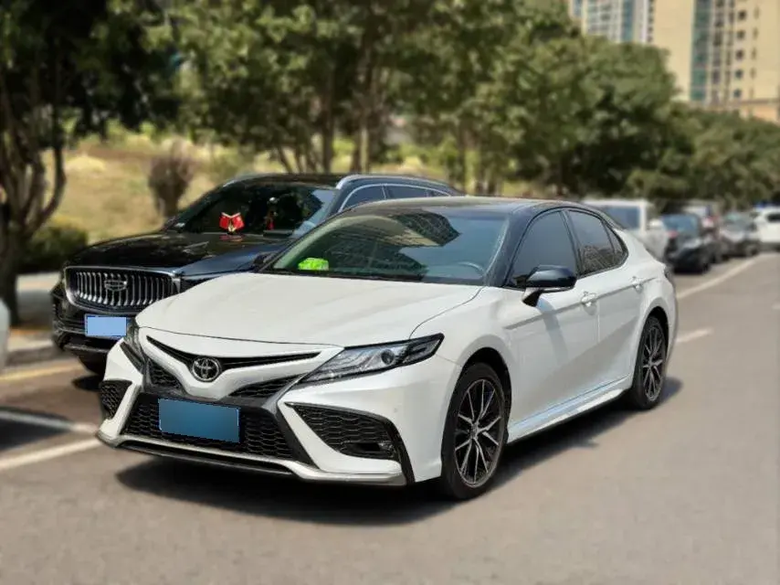 2022 Toyota Camry 2.0L 178HP L4 CVT