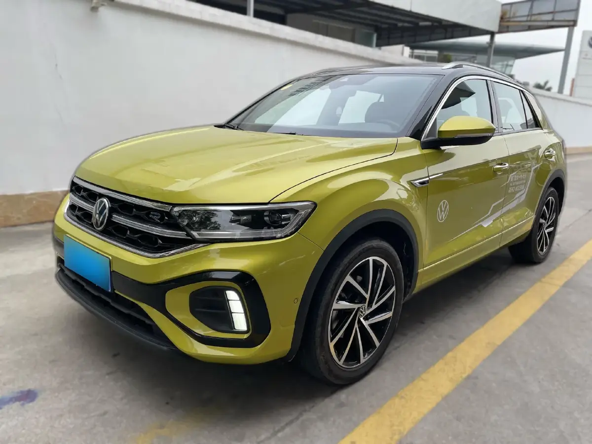 2023 Volkswagen T-Roc 1.5T 160HP L4 7DCT