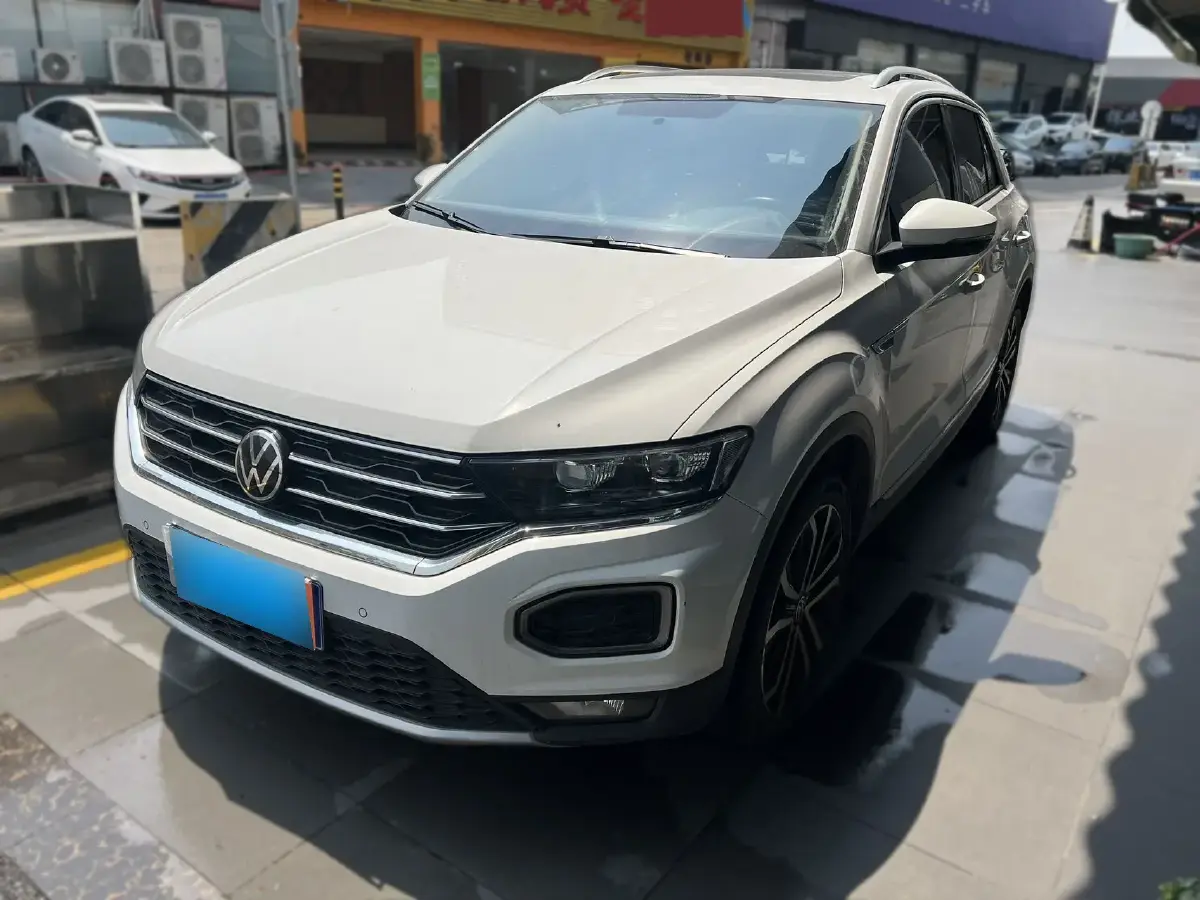 2022 Volkswagen T-Roc 1.4T 150HP L4 7DCT