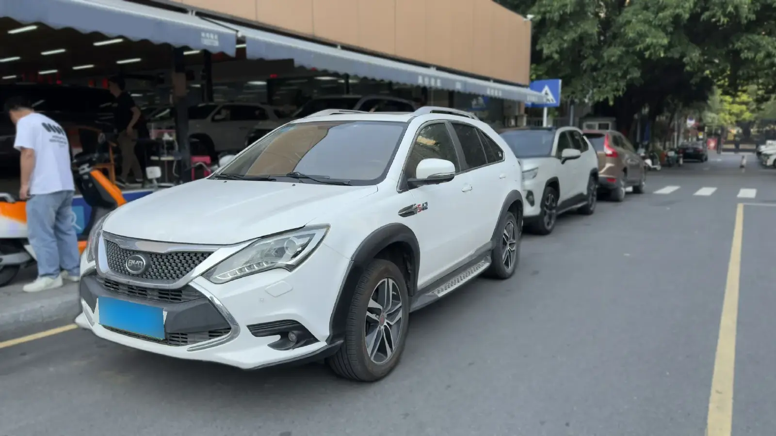 2015 BYD Tang 2.0T 205HP L4 6DCT PHEV