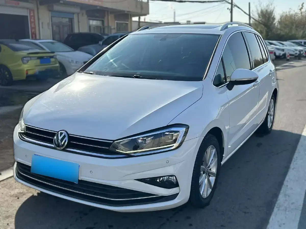 2020 Volkswagen Golf Sportsvan 1.4T 150HP L4 7DCT
