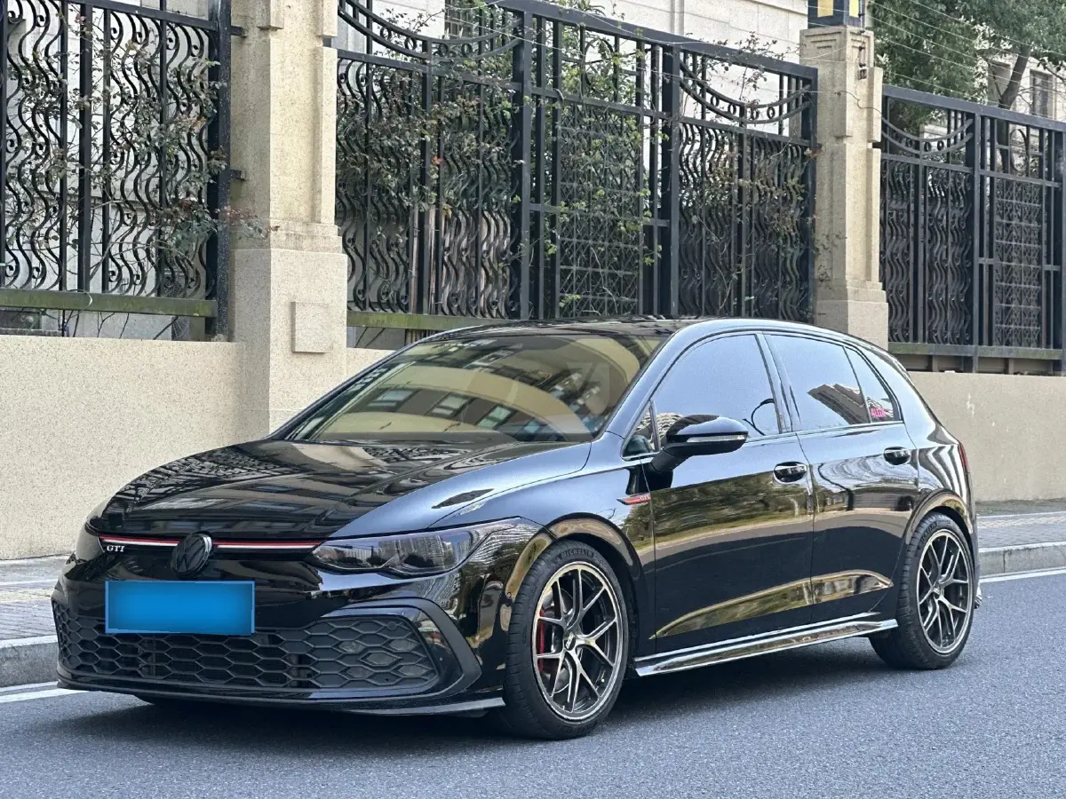 2020 Volkswagen GolfGTI 2.0T 220HP L4 7DCT