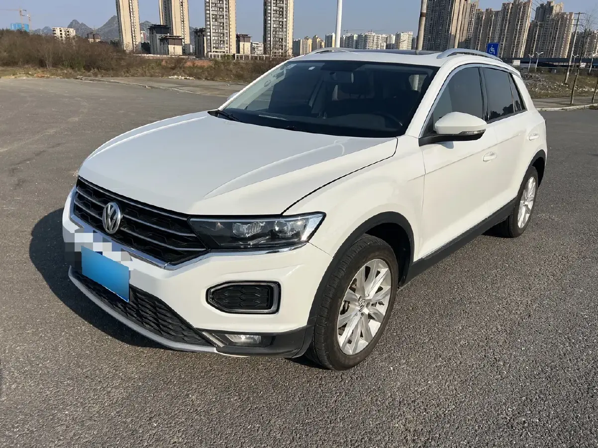 2021 Volkswagen T-Roc 1.4T 150HP L4 7DCT