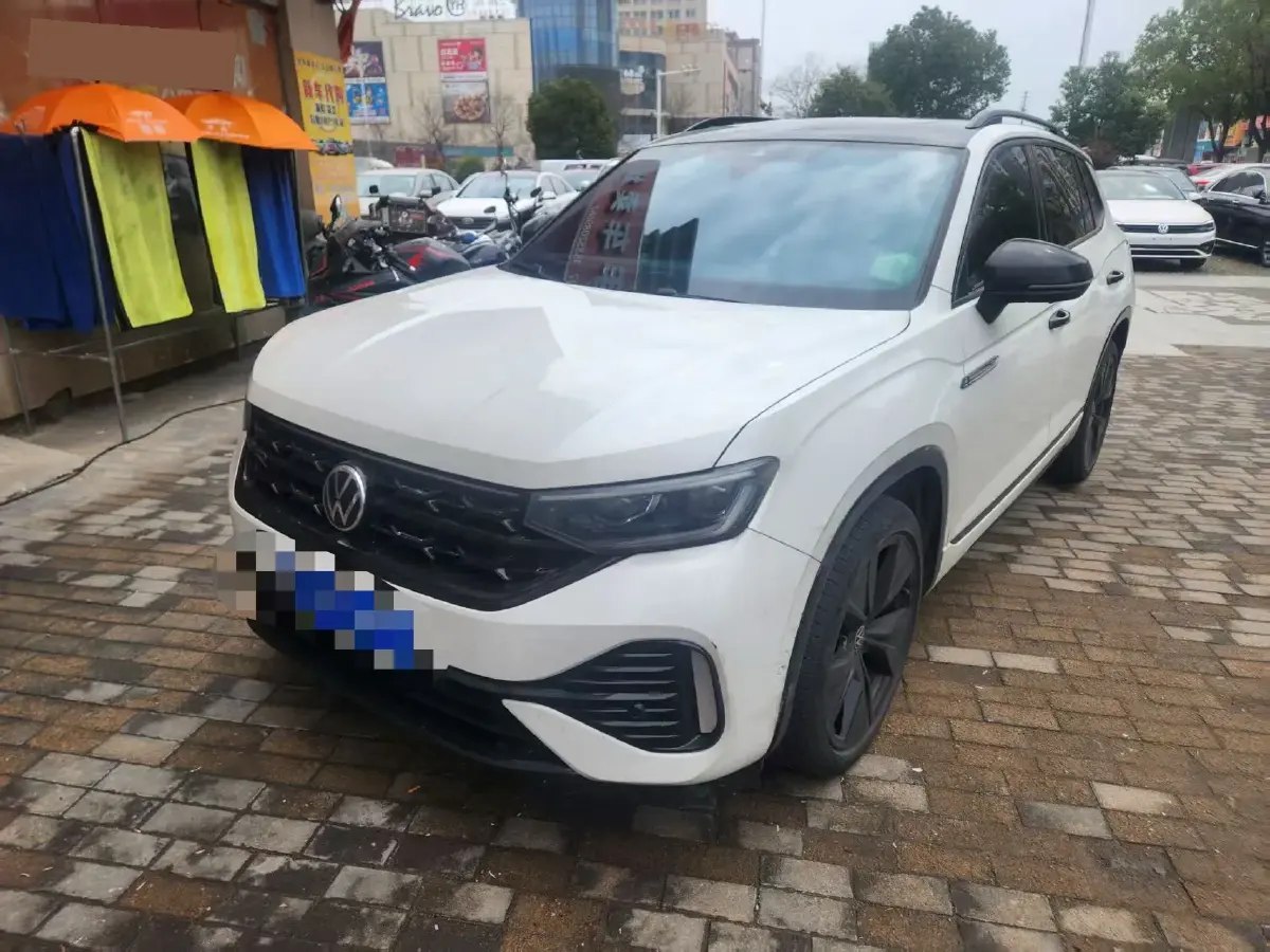 2023 Volkswagen Tayron 2.0T 220HP L4 7DCT