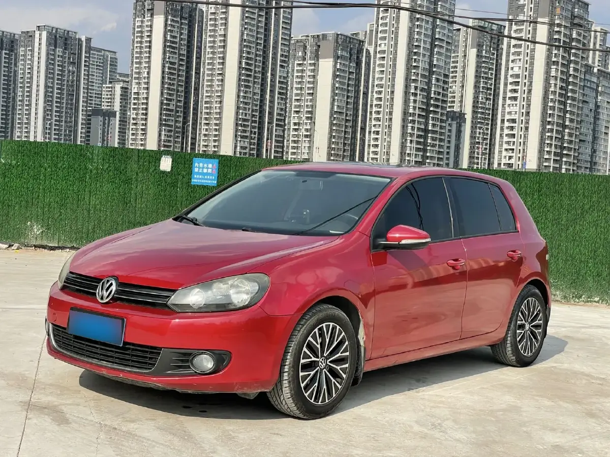 2012 Volkswagen Golf 1.4T 131HP L4 5MT