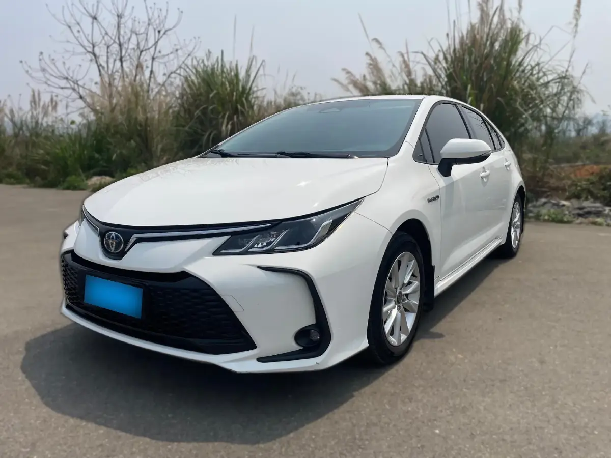 2023 Toyota Corolla 1.8L 98HP L4 E-CVT Hybrid