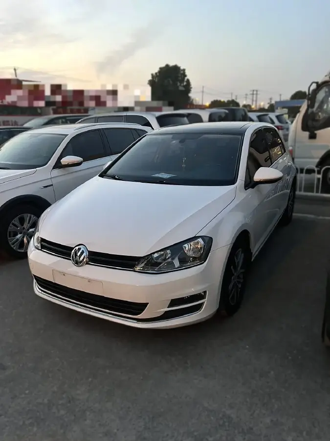 2016 Volkswagen Golf 1.4T 131HP L4 7DCT