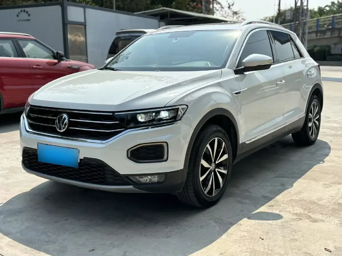 2018 Volkswagen T-Roc 1.4T 150HP L4 7DCT