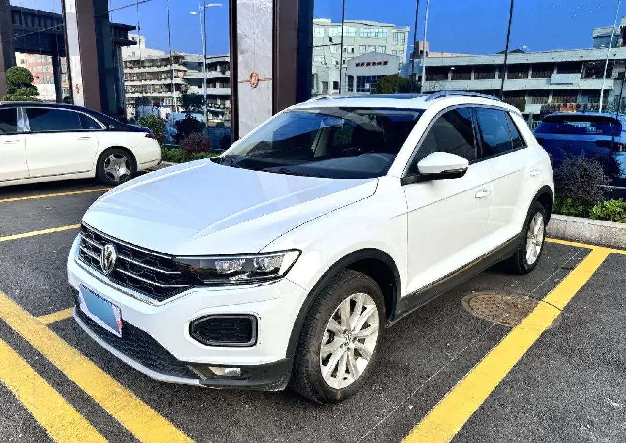 2020 Volkswagen T-Roc 1.4T 150HP L4 7DCT