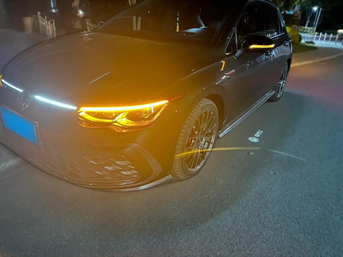 2021 Volkswagen GolfGTI 2.0T 220HP L4 7DCT