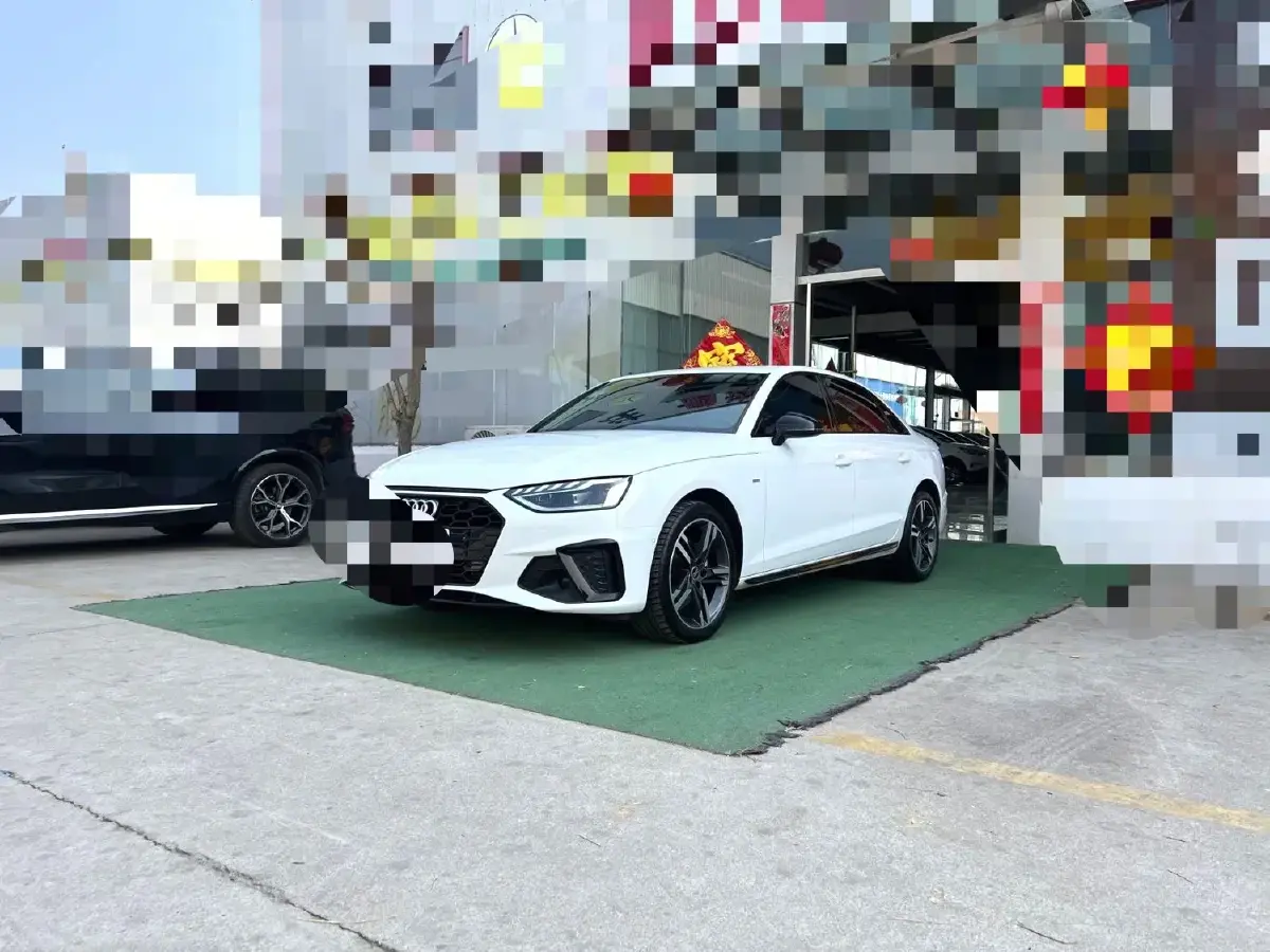 2022 Audi A4L 2.0T 190HP L4 7DCT