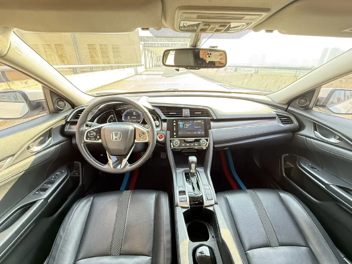 2019 Honda Civic 1.5T 177HP L4 CVT,autocango,china used car exporter,china ev exporter,chinese used car exporter,chinese used ev exporter