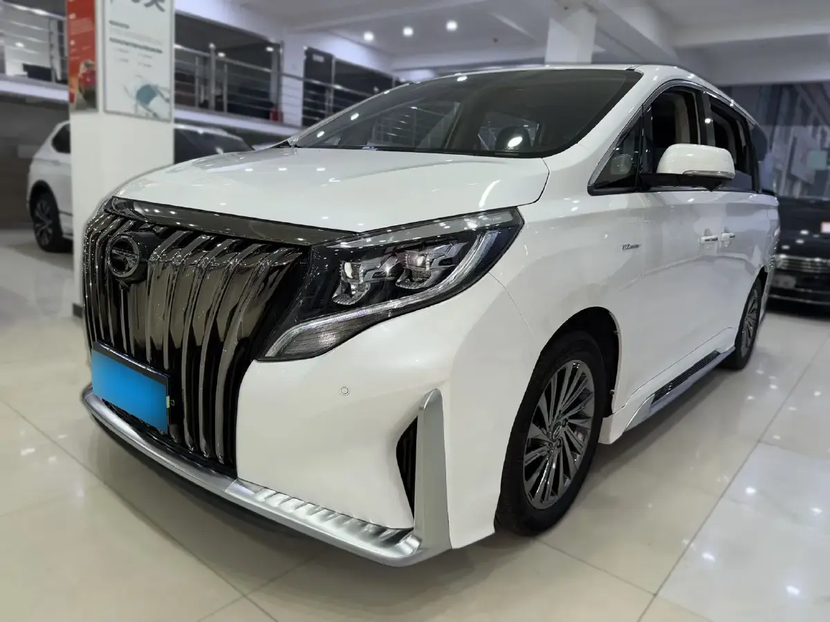 2021 GAC Trumpchi M8 2.0T 252HP L4 8AT