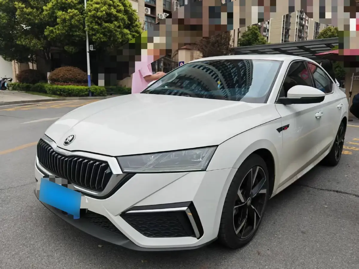 2023 Skoda Octavia 1.4T 150HP L4 7DCT