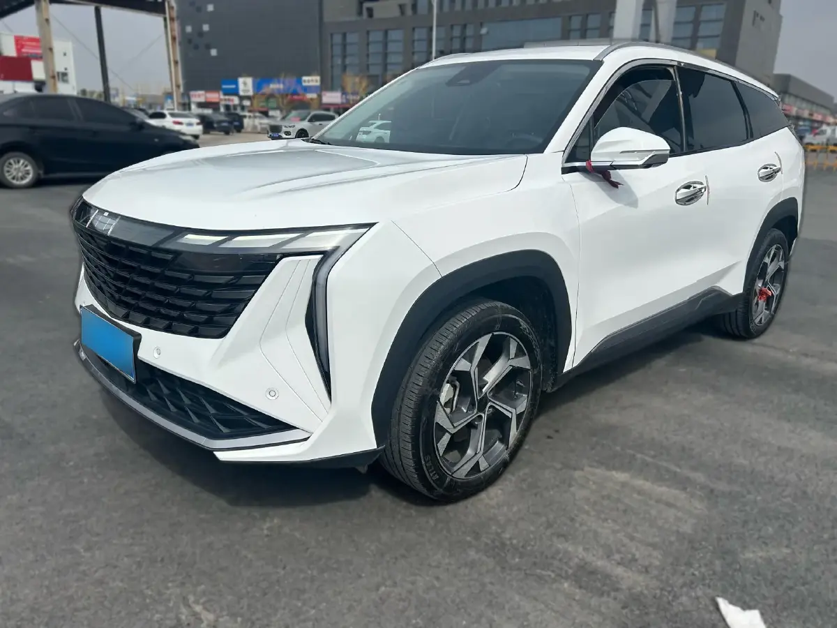 2023 Geely StarRay 1.5T 181HP L4 7DCT