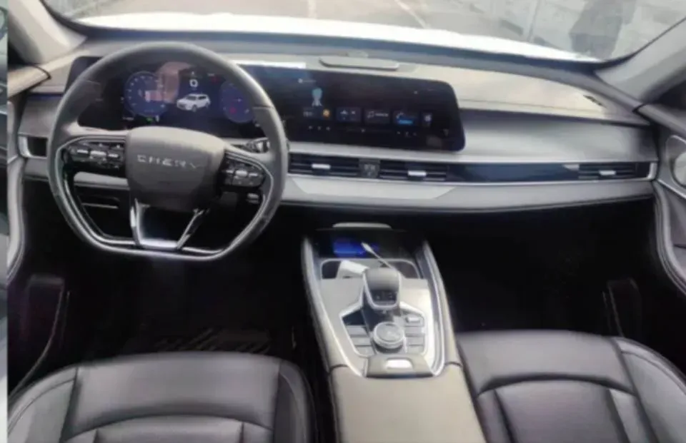 2024 Chery Tiggo 8 PRO 1.6T 197HP L4 7DCT,autocango,china used car exporter,china ev exporter,chinese used car exporter,chinese used ev exporter