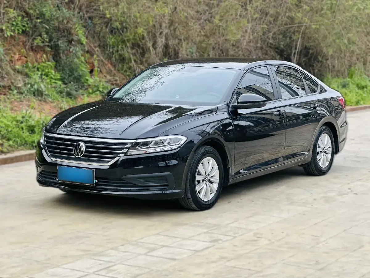 2022 Volkswagen Lavida 1.5L 113HP L4 6AT