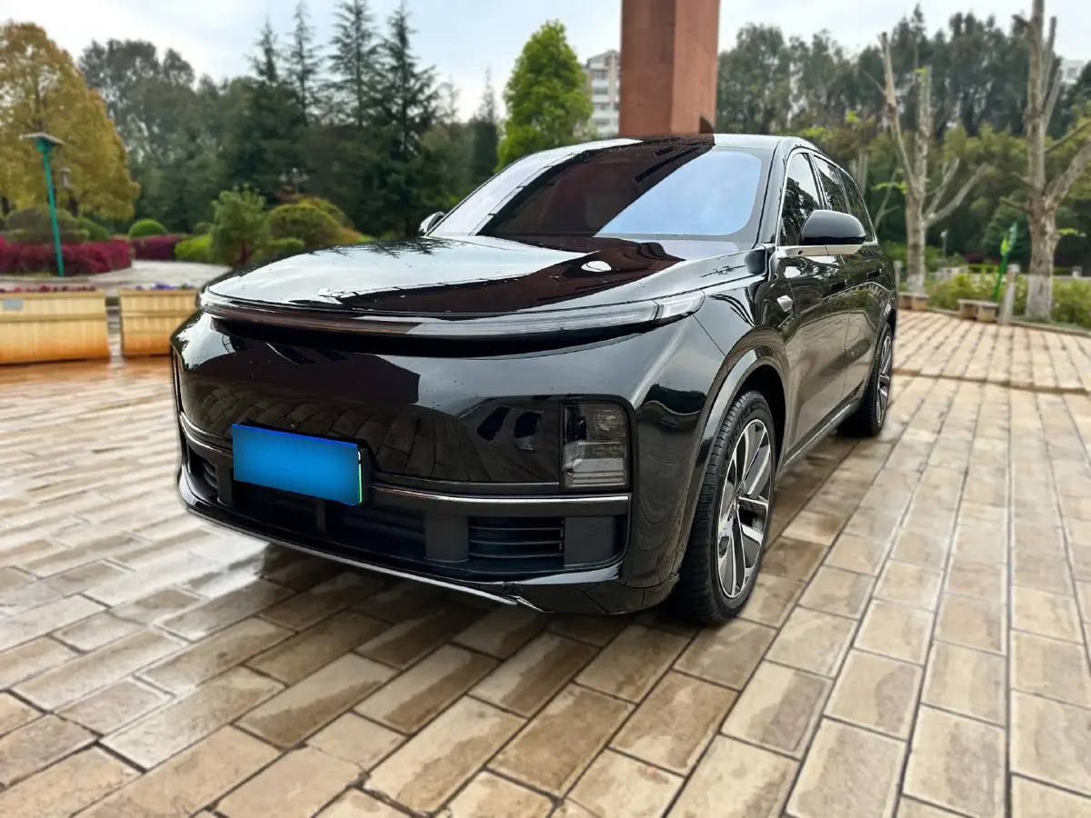 2023 Li L9 Range Extended 154HP REEV 42.6KWH