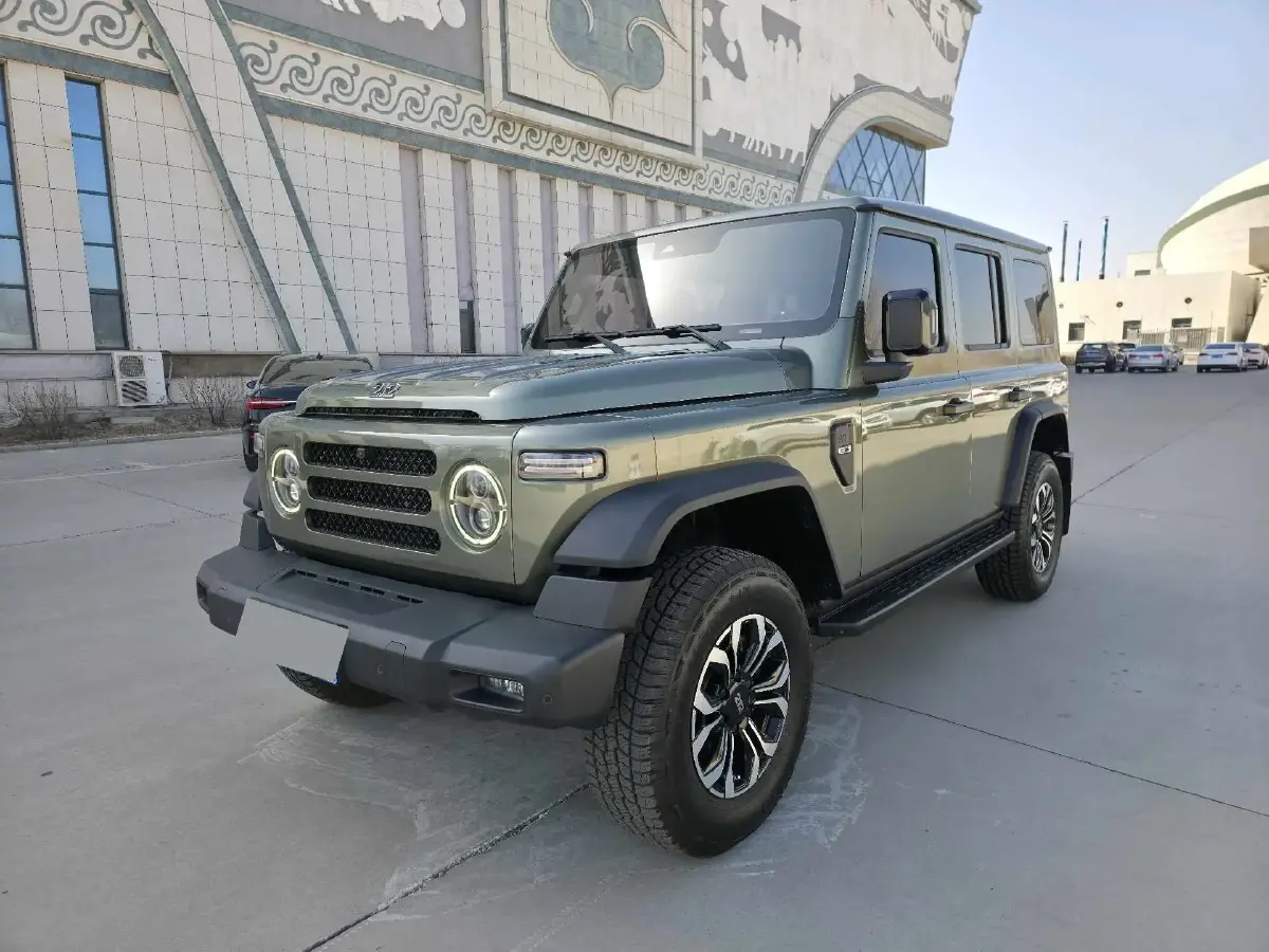 2024 212 212 T01 2.0T 252HP L4 8AT