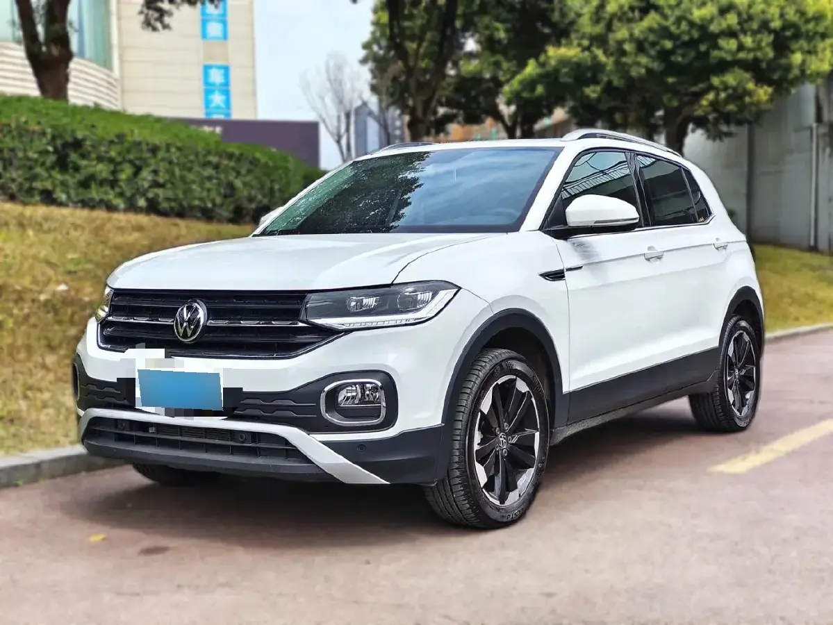 2023 Volkswagen Tacqua 1.2T 116HP L4 7DCT