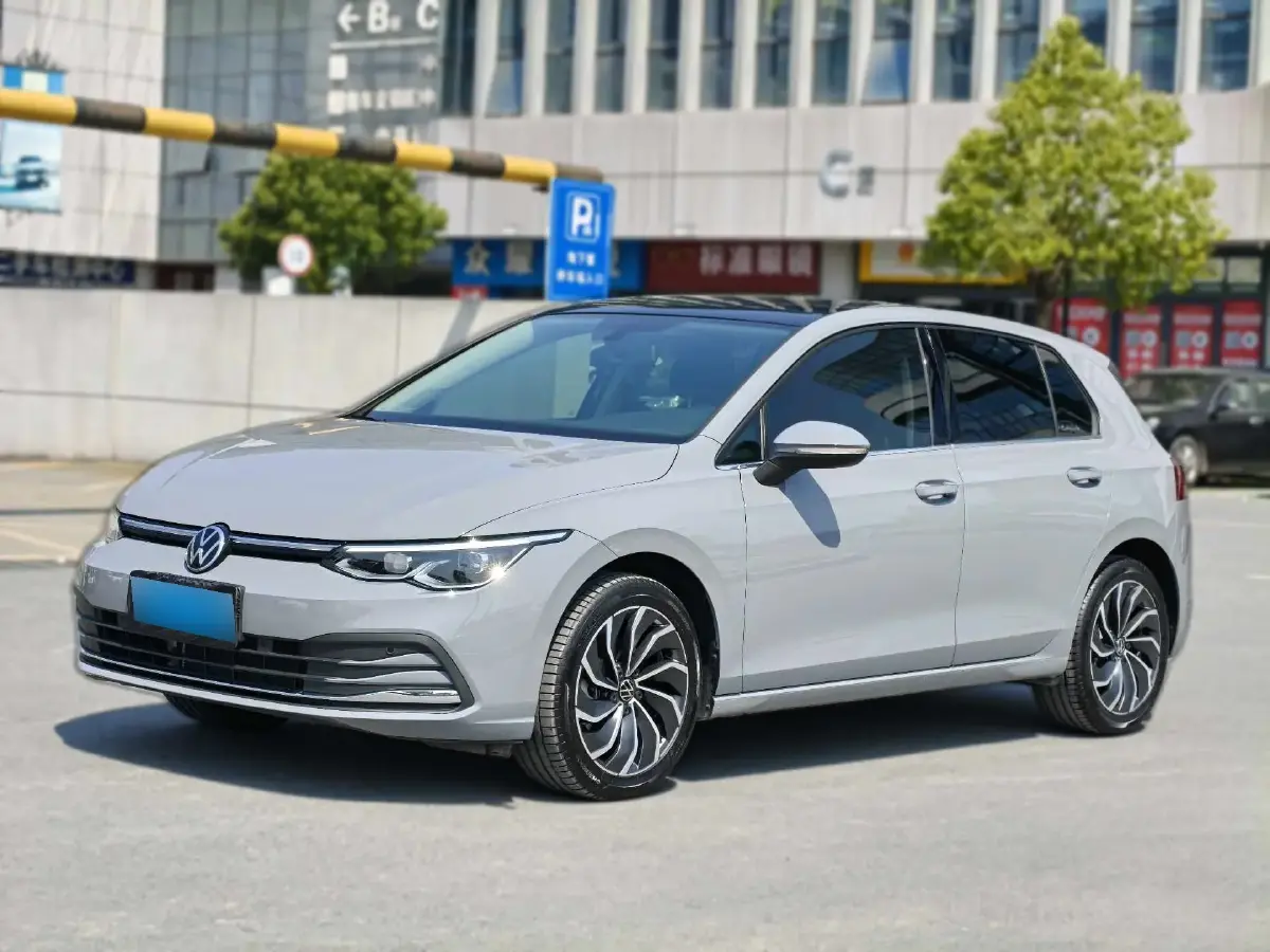 2023 Volkswagen Golf 1.4T 150HP L4 7DCT