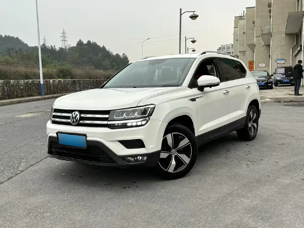 2021 Volkswagen Tharu 1.4T 150HP L4 7DCT