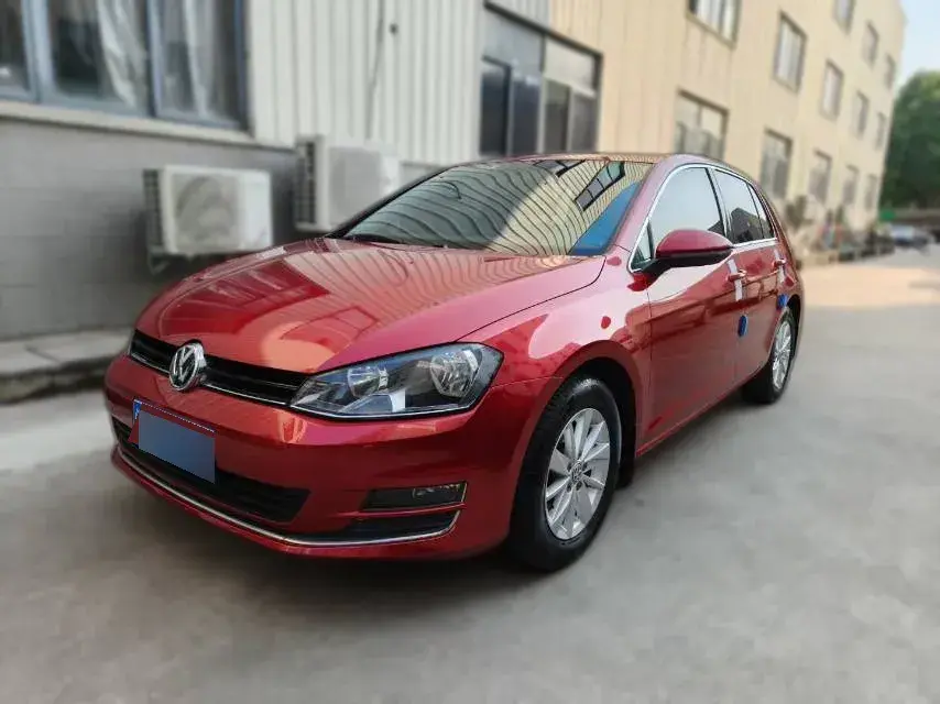 2011 Volkswagen Golf 1.6L 105HP L4 5MT