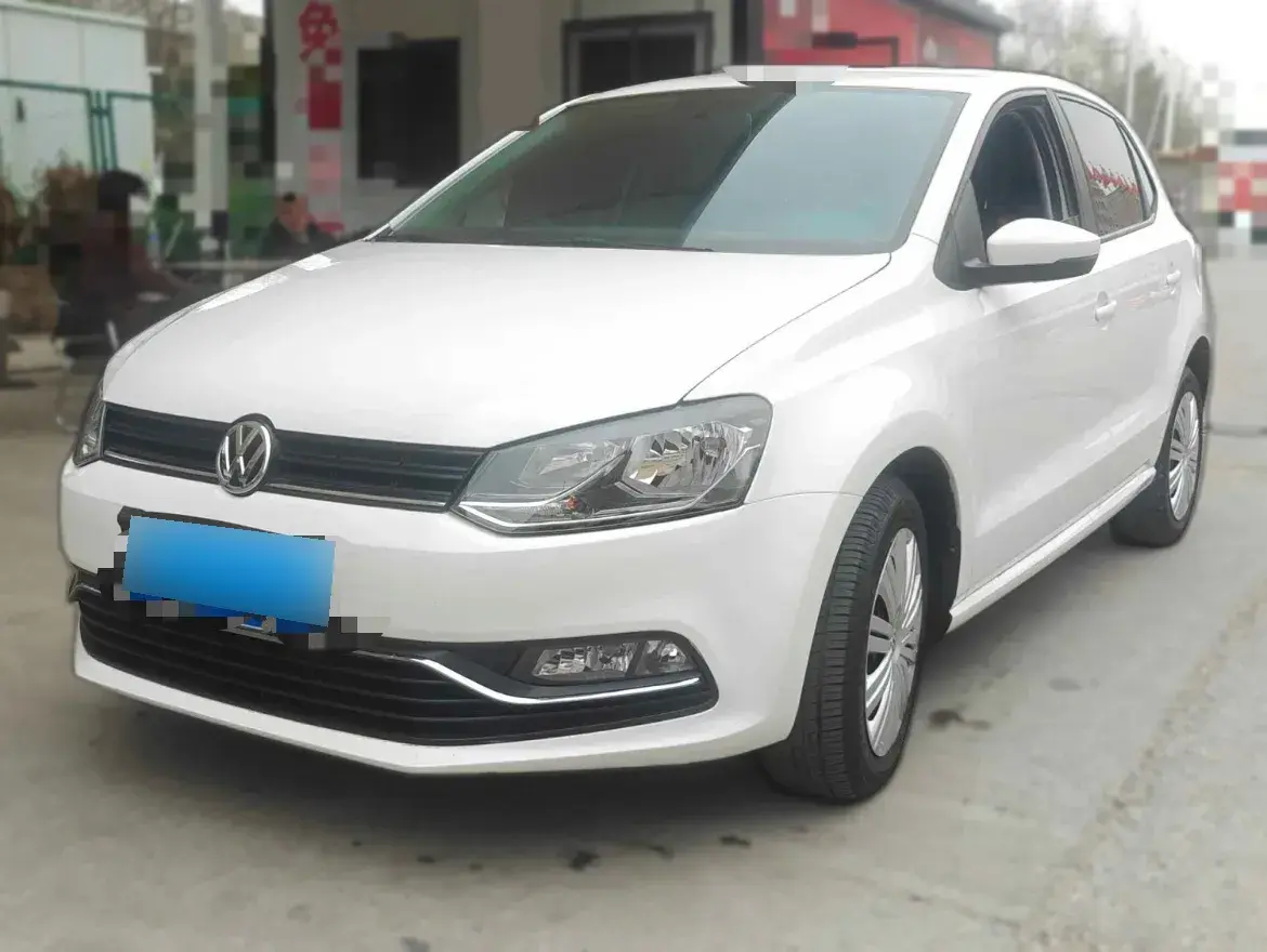 2016 Volkswagen Polo 1.6L 110HP L4 5MT
