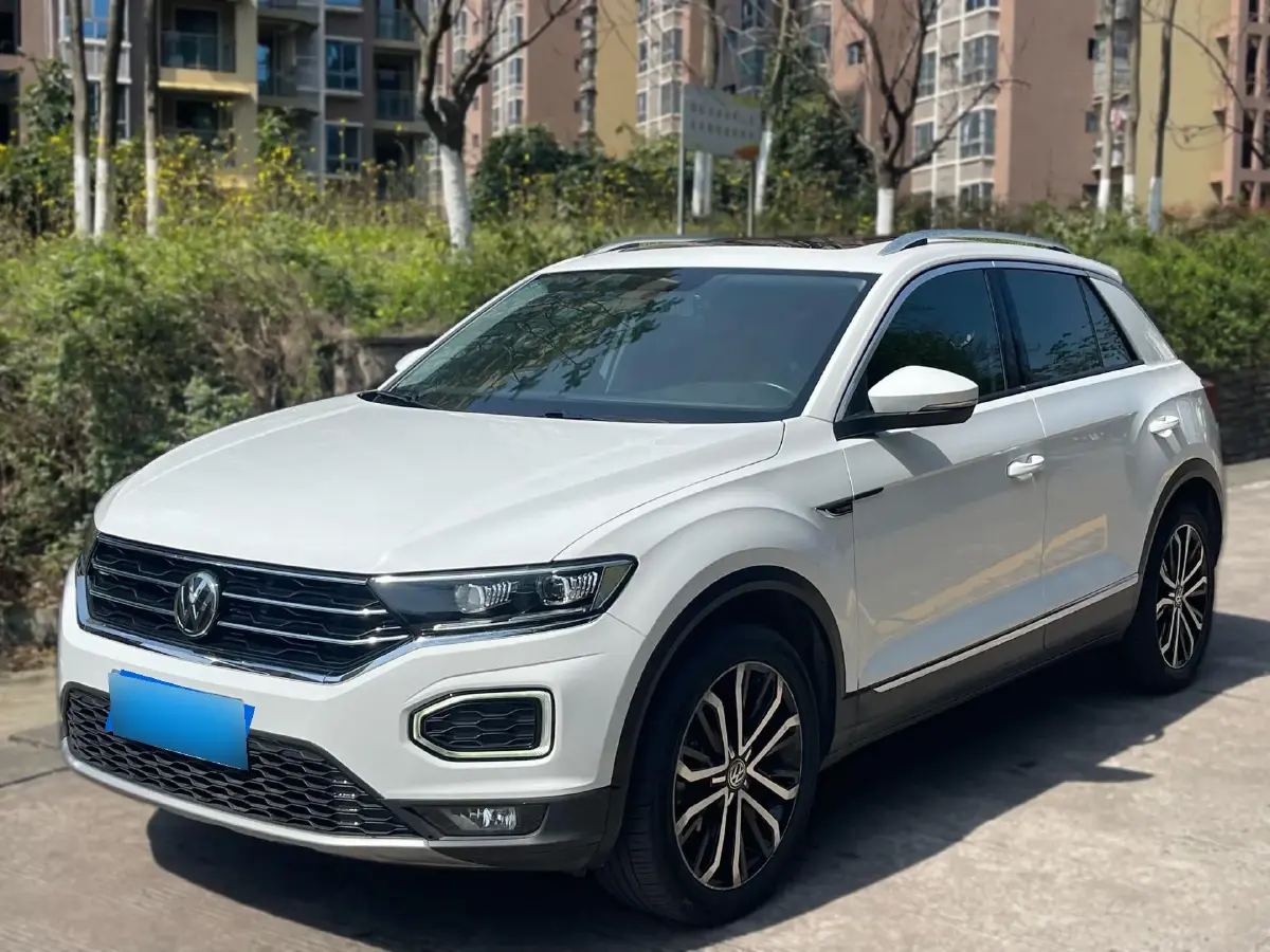 2020 Volkswagen T-Roc 1.4T 150HP L4 7DCT
