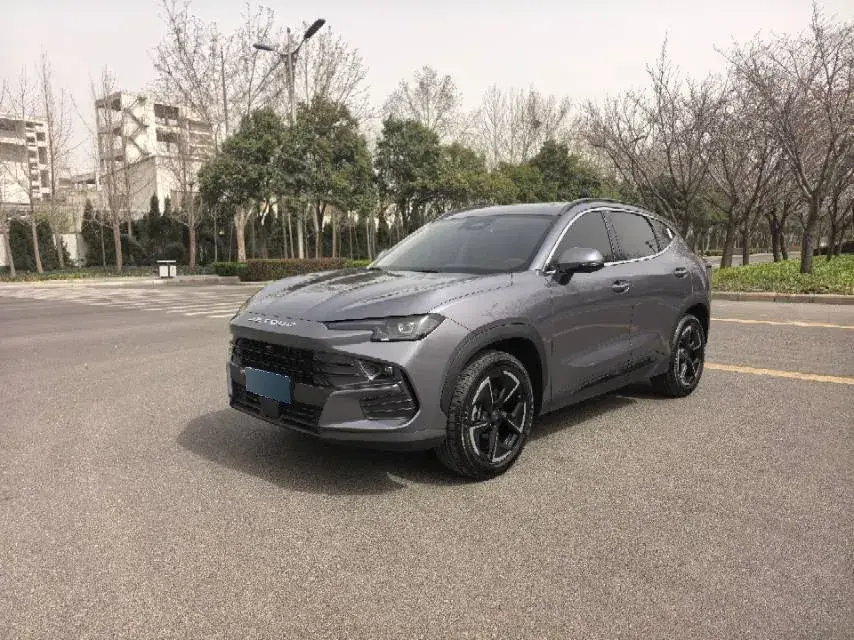 2025 Jetour DASHING 1.5T 184HP L4 7DCT