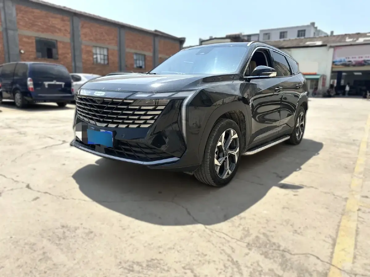 2023 Geely StarRay 1.5T 181HP L4 7DCT