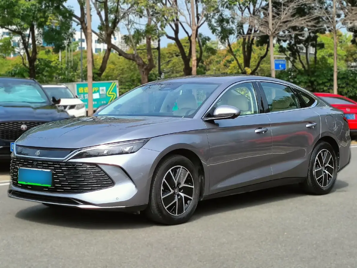 2024 BYD QinL 1.5L 101HP L4 E-CVT PHEV 15.87KWH