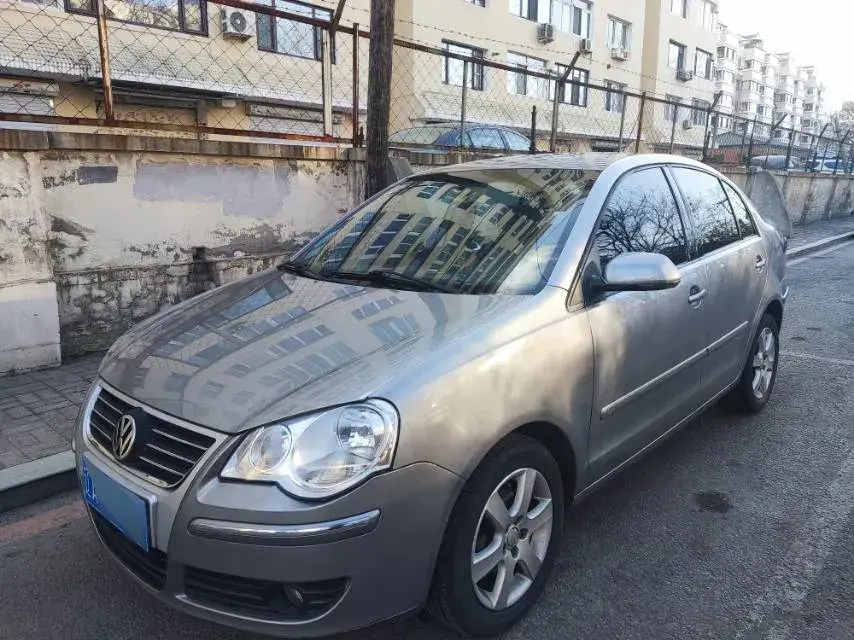 2009 Volkswagen Polo 1.6L 105HP L4 6AT