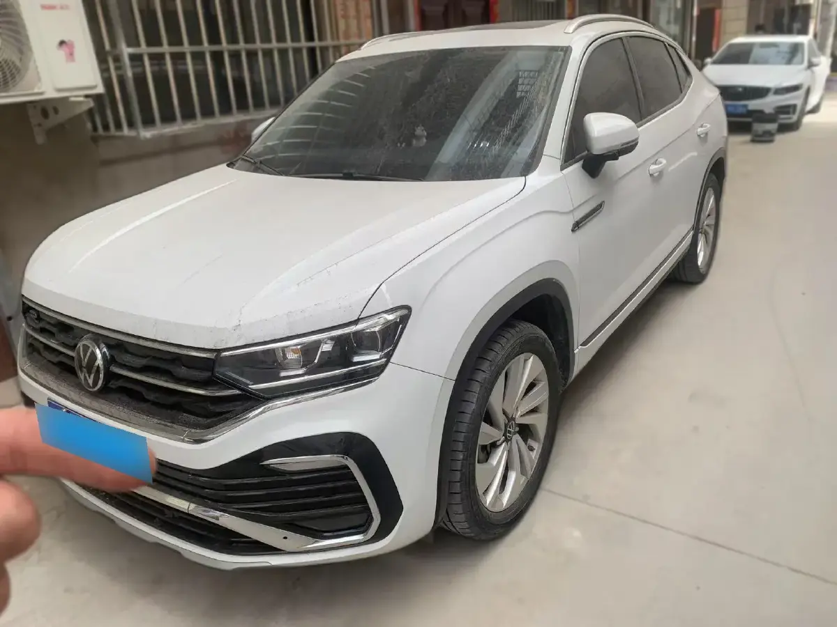 2020 Volkswagen Tayron X 2.0T 186HP L4 7DCT
