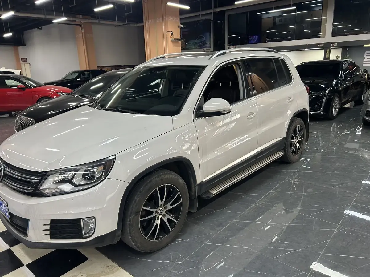 2015 Volkswagen Tiguan 1.8T 160HP L4 6AT
