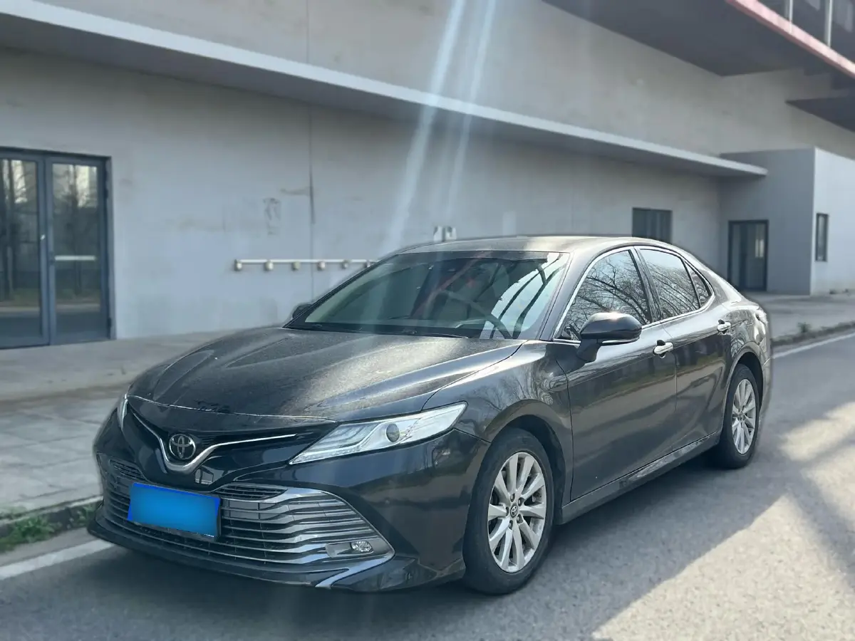 2018 Toyota Camry 2.0L 169HP L4 6AT