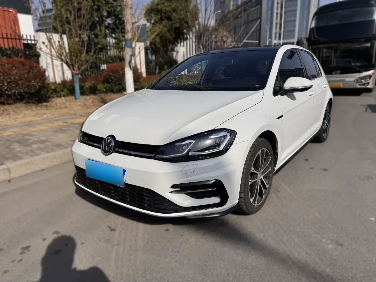 2021 Volkswagen Golf 1.4T 150HP L4 7DCT